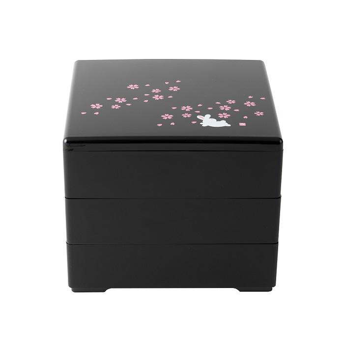 6.5三段重 黒 桜うさぎ